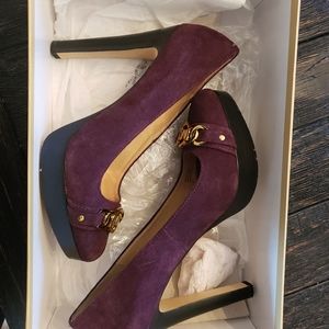 Purple heel